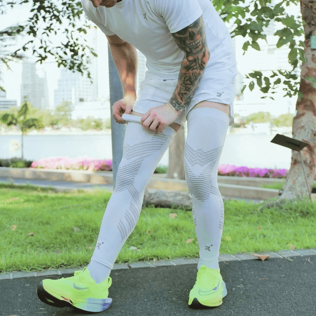 KniTec V2 - Compression Sleeves For Knees & Legs